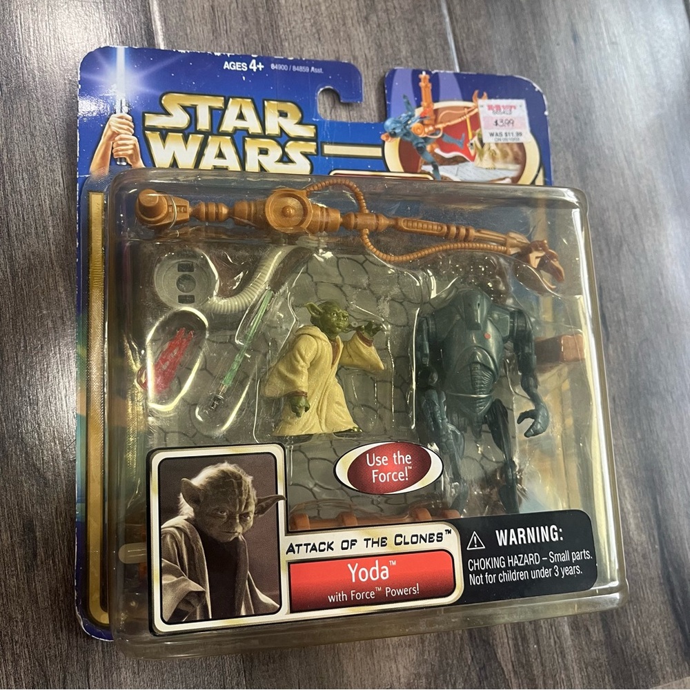 Yoda with Force Powers Saga Collection STAR WARS Attack of the Clones Deluxe